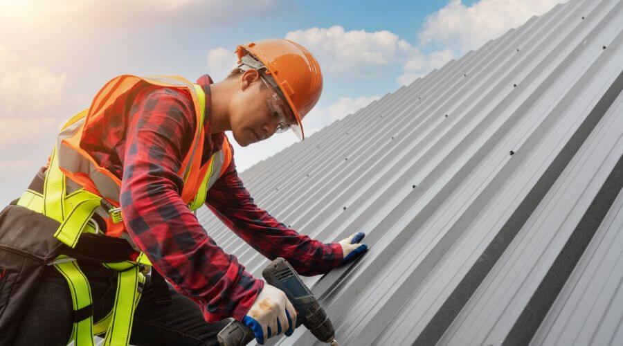Professional gutter cleaning in Sumerduck, VA